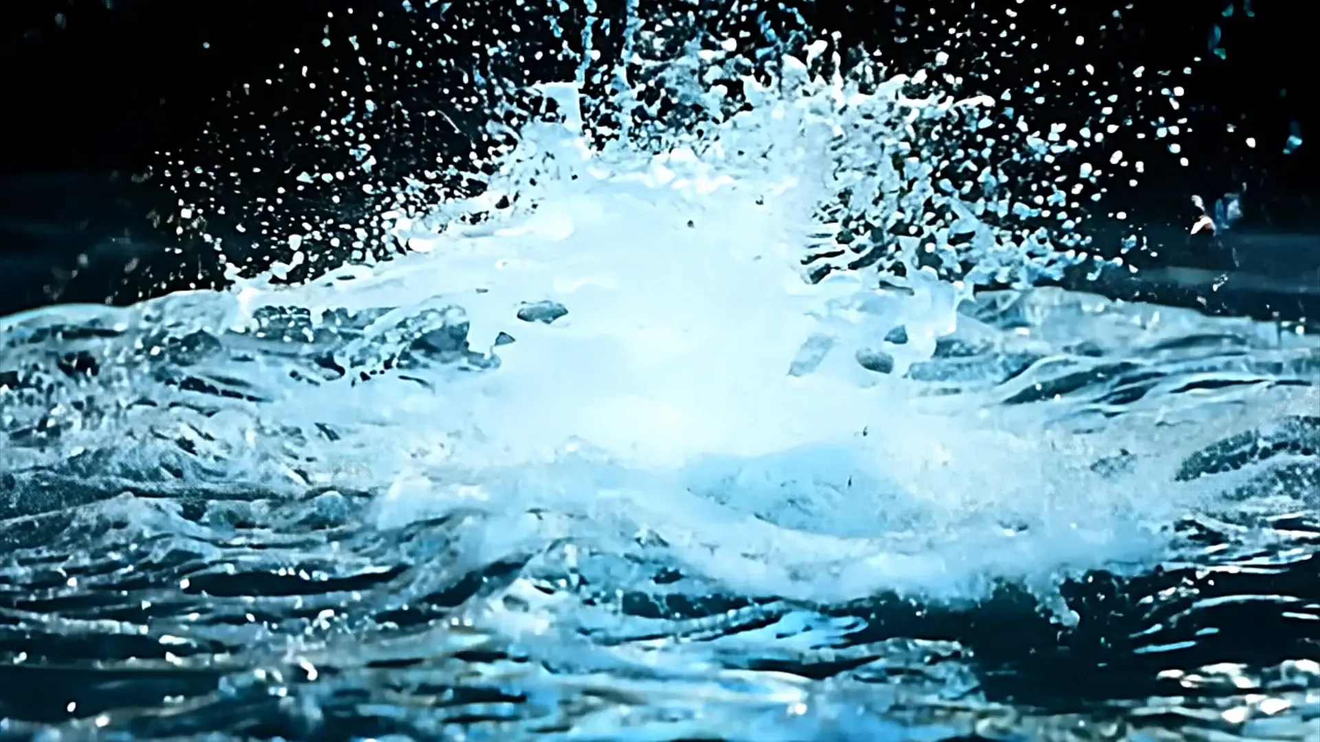 Dynamic Water Splash Overlay for Video Ads